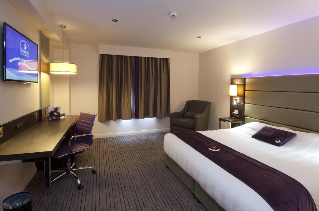 Premier Inn Bodmin Ruang foto
